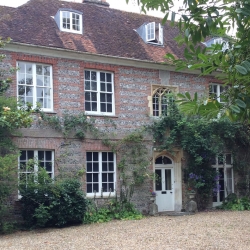 The old rectory pimperne B&B facade