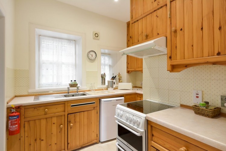Cardross Yew Tree cottage Kitchen