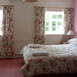 Elm Grove, The Mews Cottage bedroom