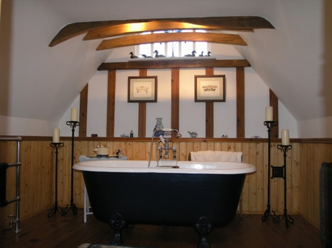 Flindor Cottage B&B guest bathroom