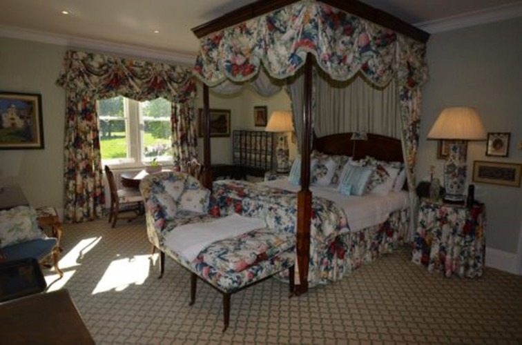 Uplands House Four Poster Bedroom