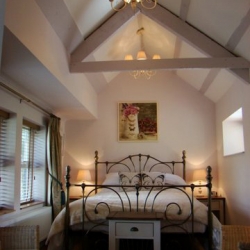 Penbontbren luxury B&B guest bedroom