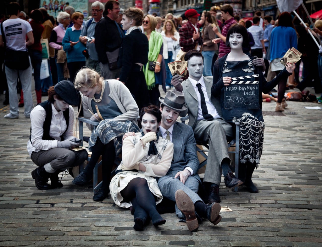 Edinburgh street performers