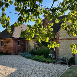 Sandhill Pond House bed and breakfast