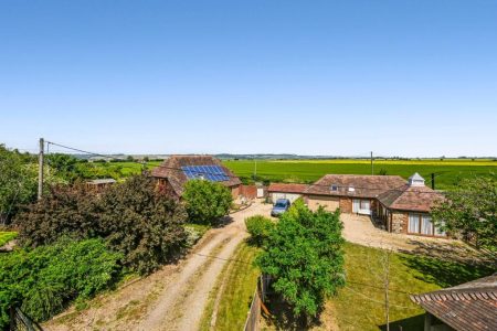 Baa Lamb Barn B&B, Romsey Marsh